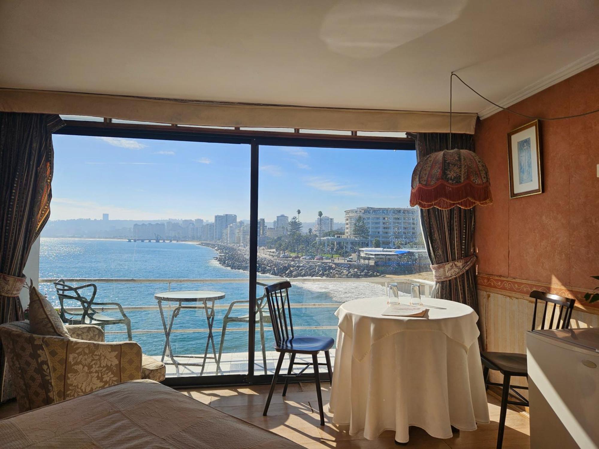 Hotel Restaurant Capducal 비냐델마르 외부 사진